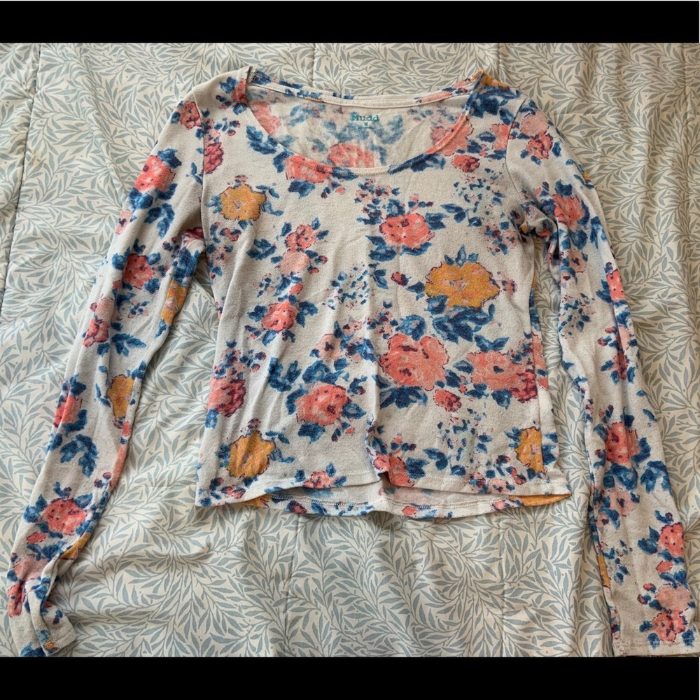 Mudd floral cropped long sleeve